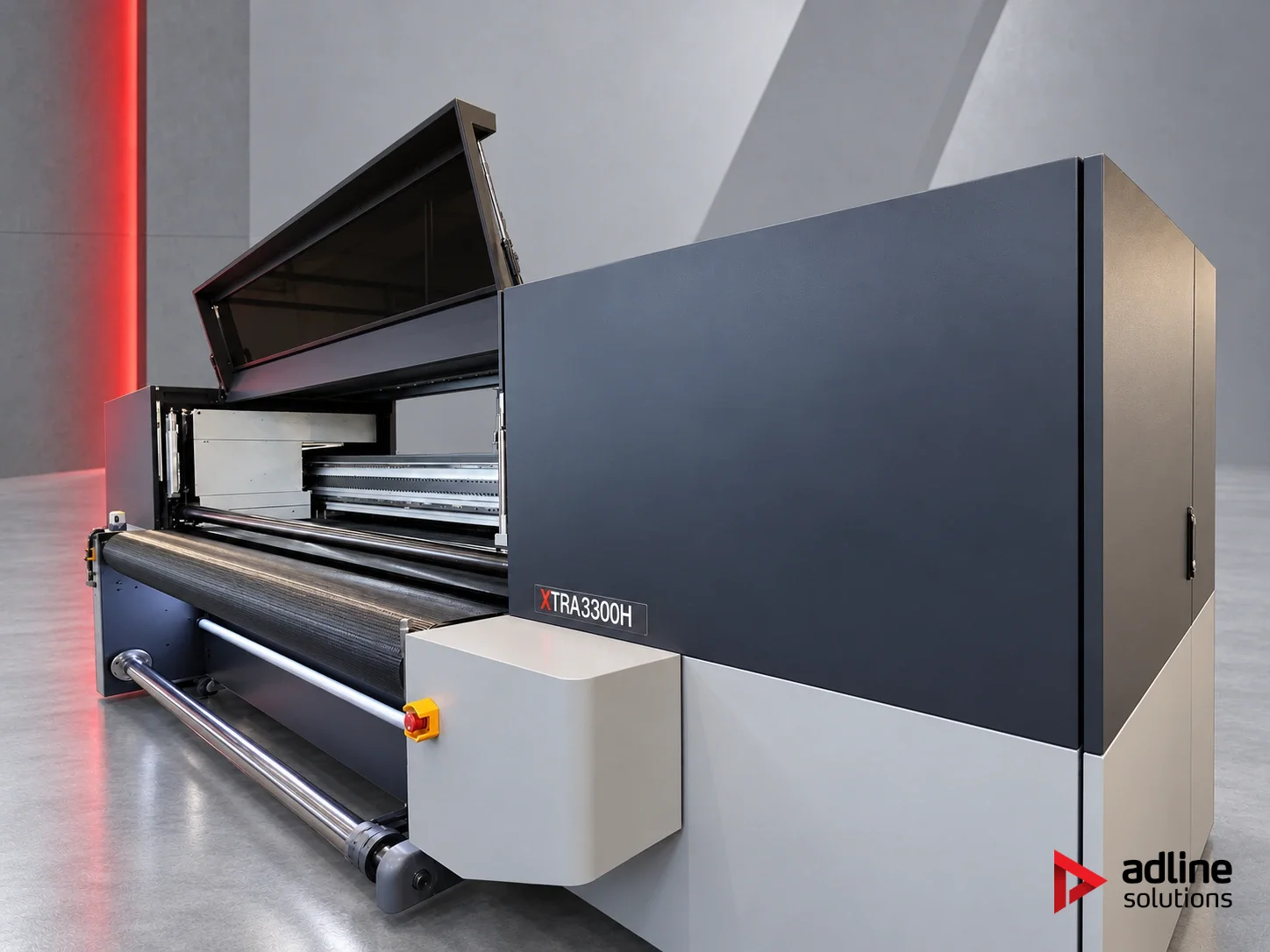 Flora XTRA3300H Hybrid-UV-Drucker – Rollenmedienseite mit geöffneter Druckabdeckung