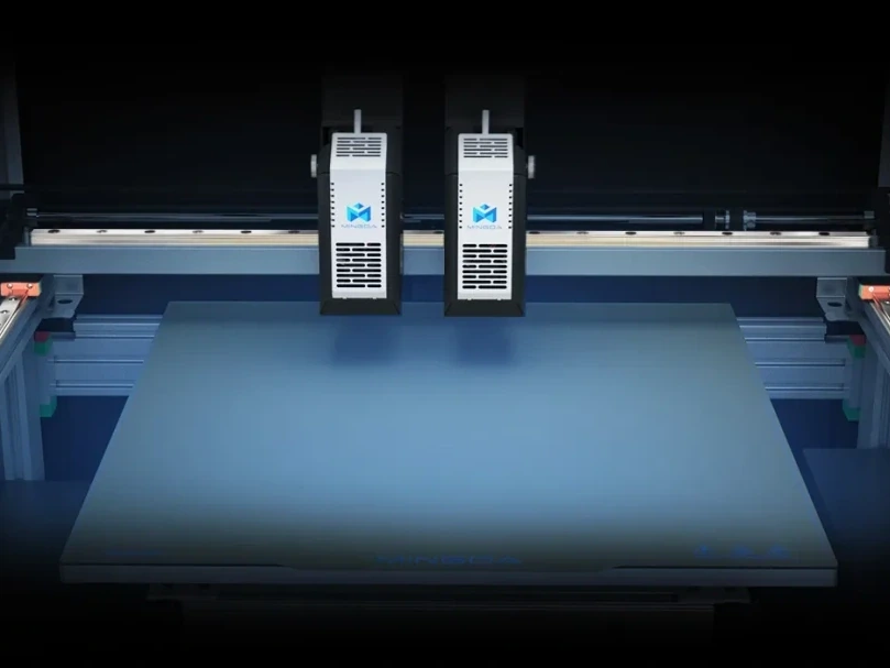 CNC-ground industrial linear rail on the MD-400D+