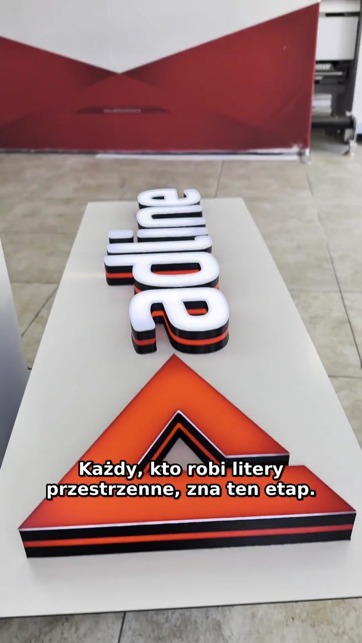 Podgląd filmu: MINGDA AD-F4 – litery przestrzenne bez ręcznego gięcia (showroom Adline)